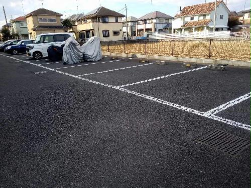 14/15 駐車場