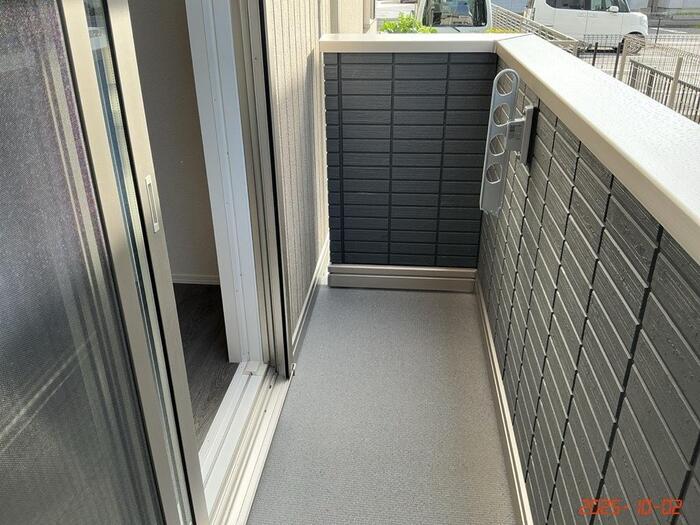 16/23 バルコニー