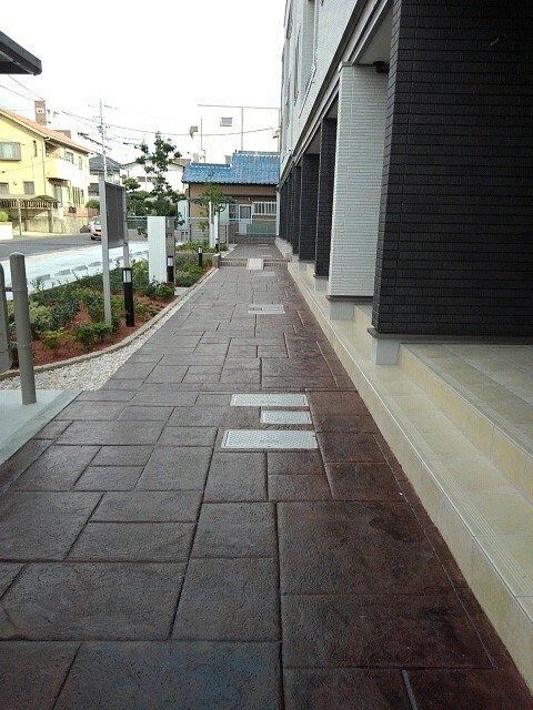 21/27 エントランス