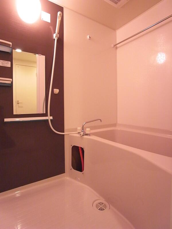 8/16 浴室