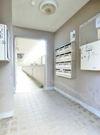 16/16 エントランス