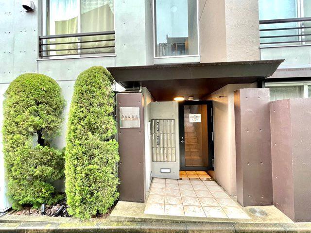 2/3 エントランス