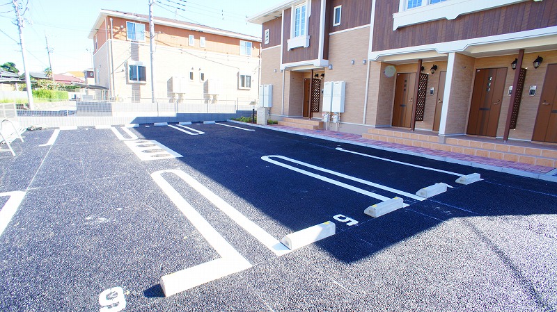 14/20 駐車場