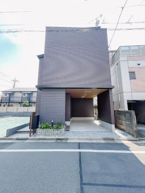 コリーヌⅢの外観