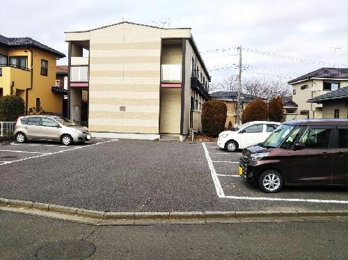 2/2 駐車場