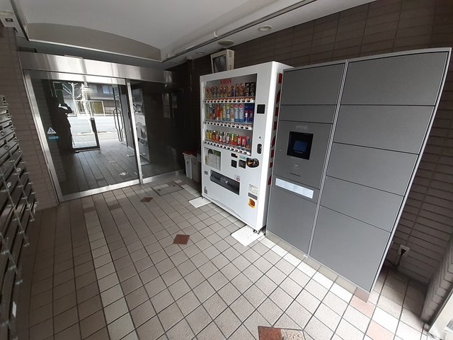 2/8 エントランス