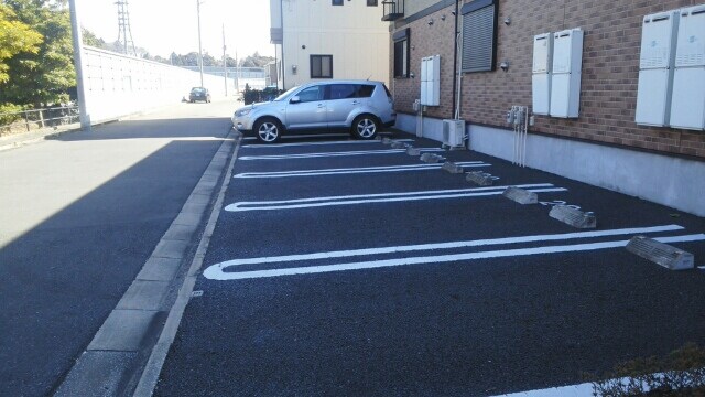 14/20 駐車場