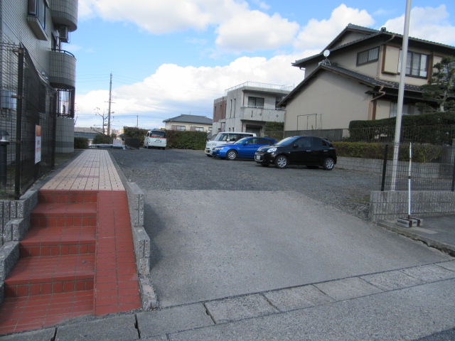 21/30 駐車場