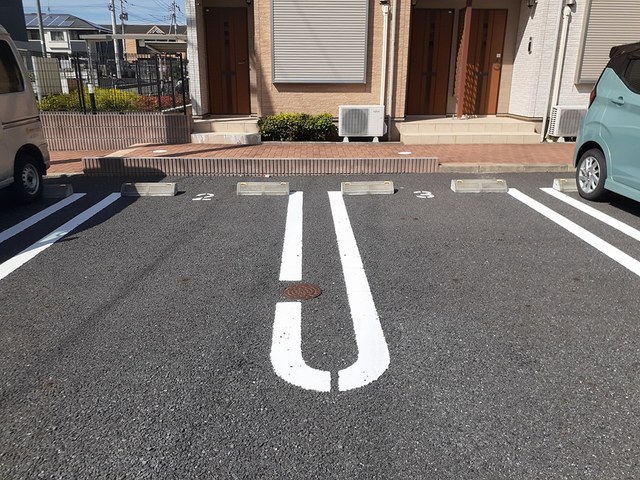 20/26 駐車場