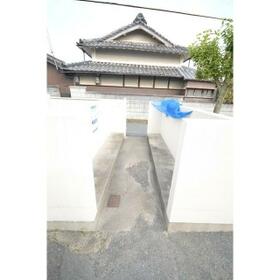 15/16 エントランス