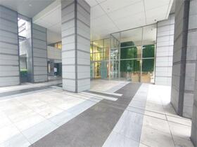 15/25 エントランス