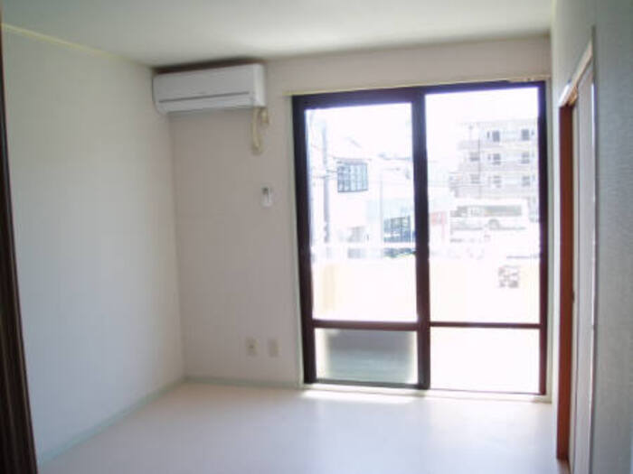 3/4 リビング/ダイニング