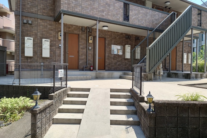 19/20 エントランス