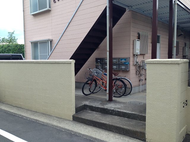 20/29 エントランス