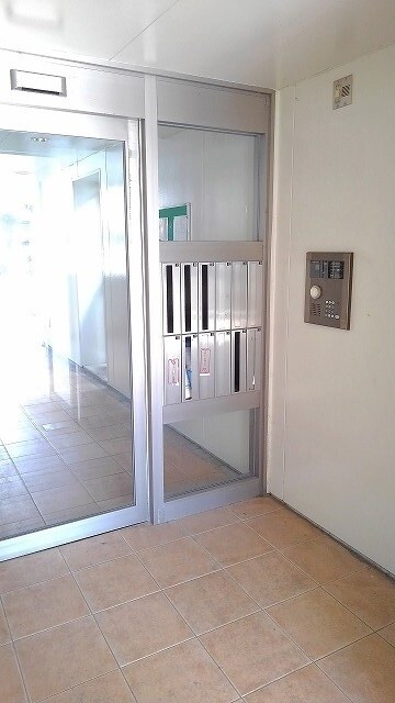 13/20 エントランス