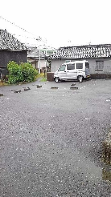 14/20 駐車場