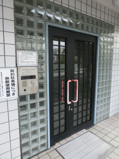 22/24 エントランス