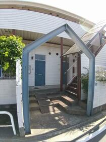 16/16 エントランス