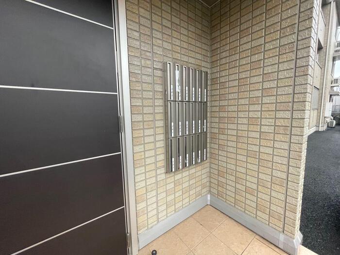 19/26 エントランス