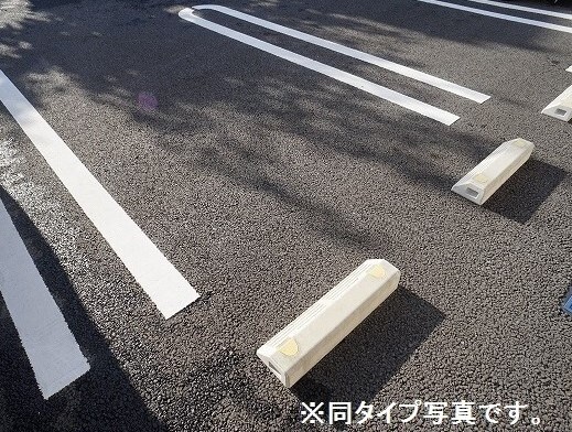 14/20 駐車場