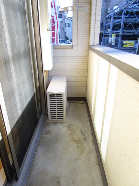 17/28 バルコニー