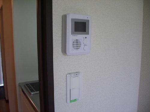 14/14 エントランス