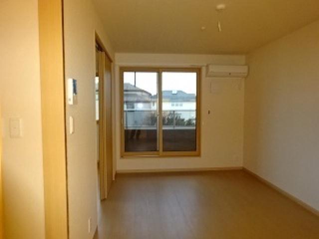 4/13 リビング/ダイニング