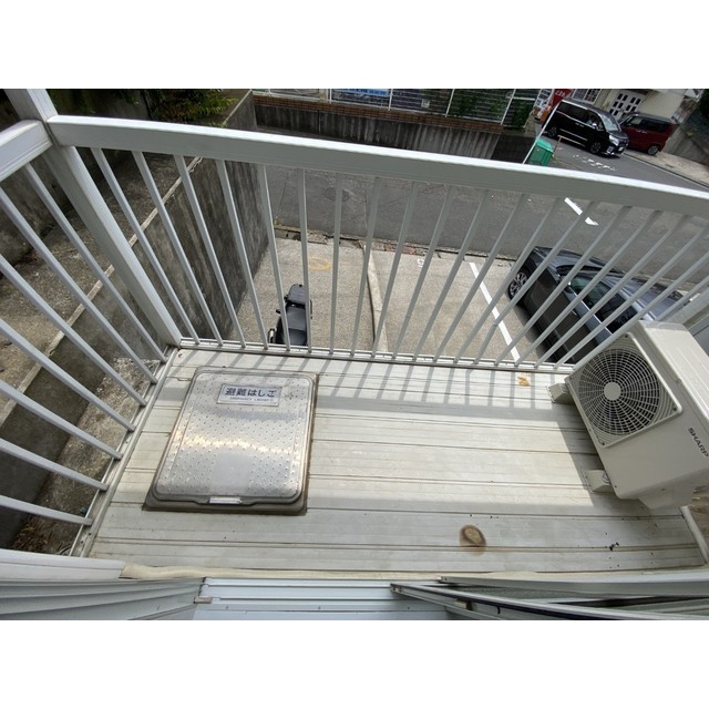 15/18 バルコニー