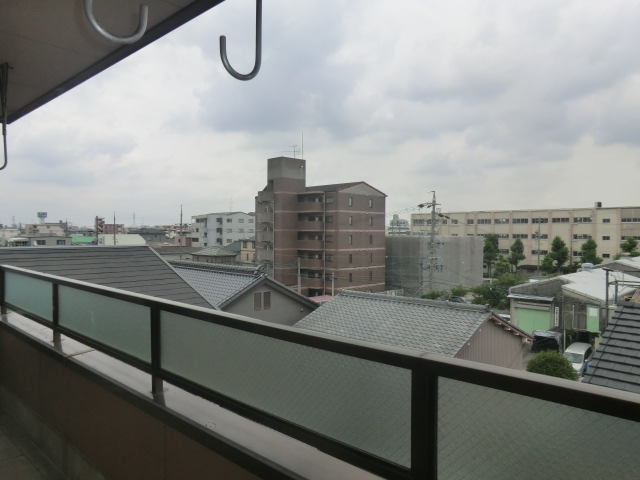 18/24 バルコニー