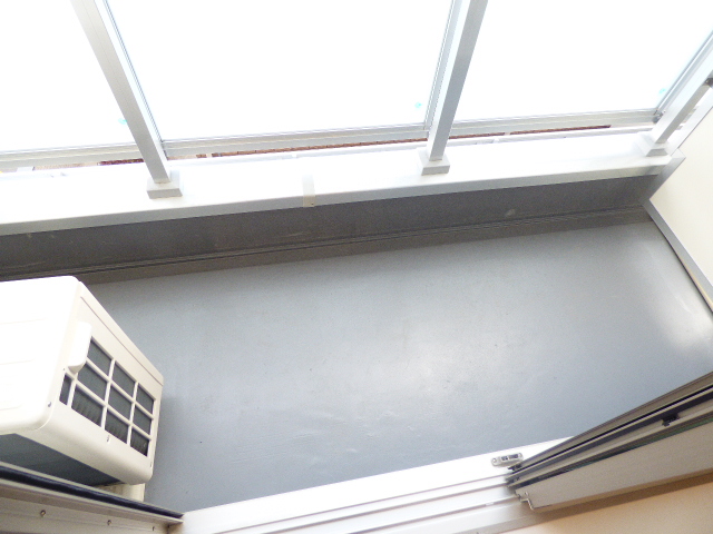 22/30 エントランス