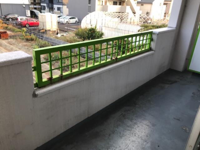 20/28 バルコニー