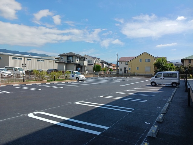 2/8 駐車場