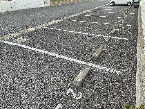 14/23 駐車場