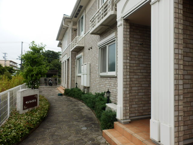 21/27 エントランス