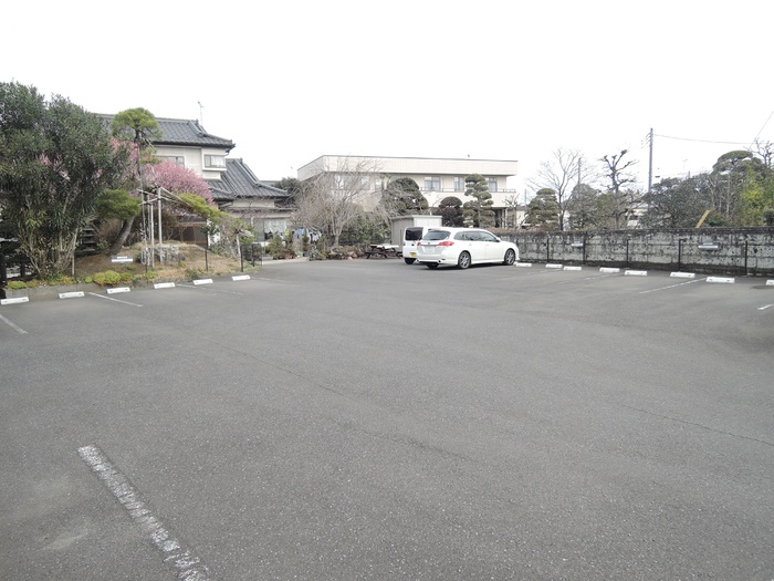 2/10 駐車場