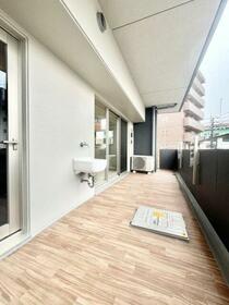 13/16 バルコニー