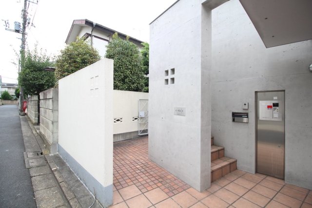 19/21 エントランス