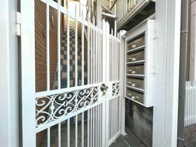 4/4 エントランス