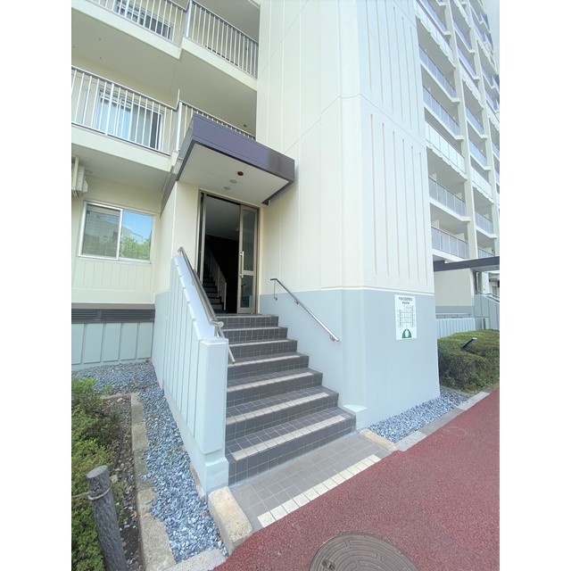 19/20 エントランス