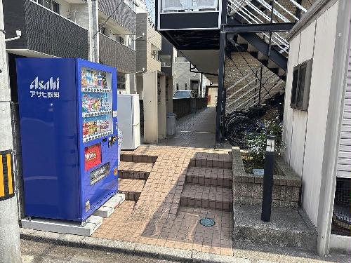 2/3 エントランス