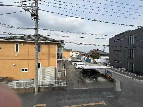 13/14 エントランス