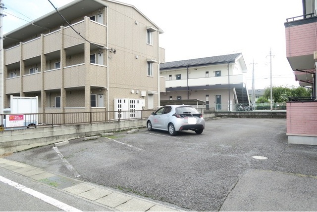 2/2 駐車場