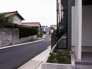 13/15 エントランス