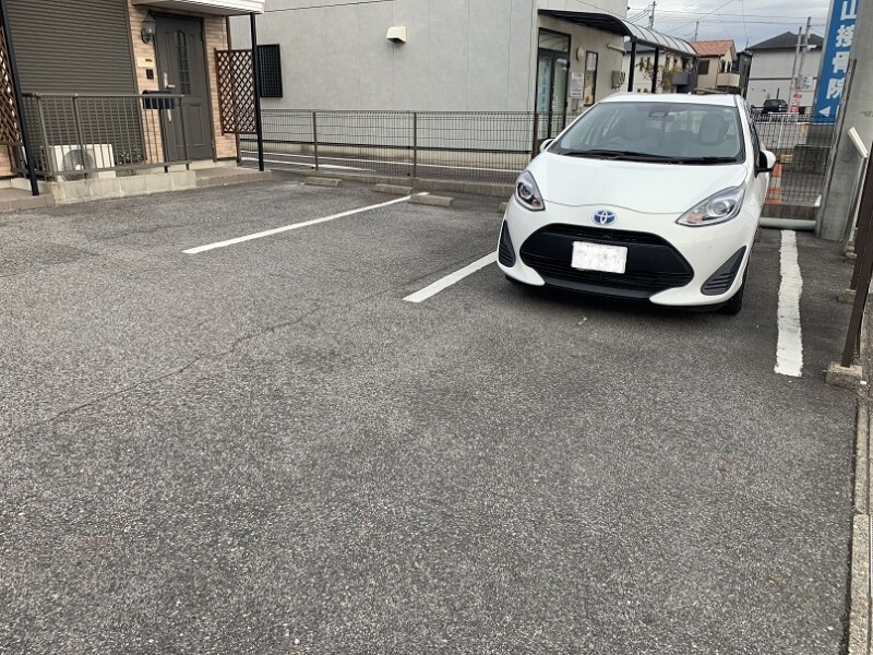 19/27 駐車場