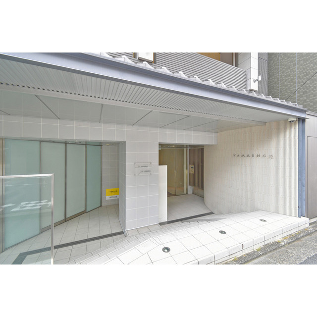 2/2 エントランス