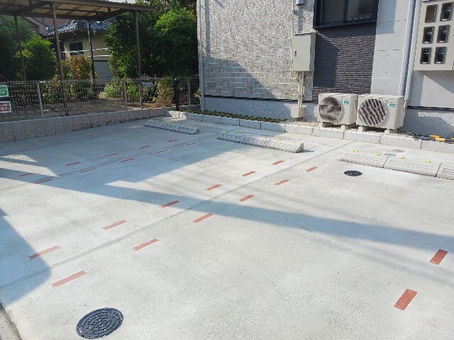 14/22 駐車場
