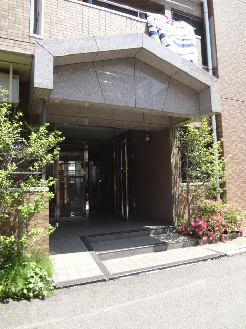 29/30 エントランス