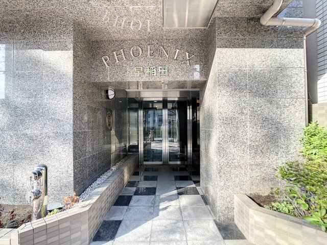 21/27 エントランス