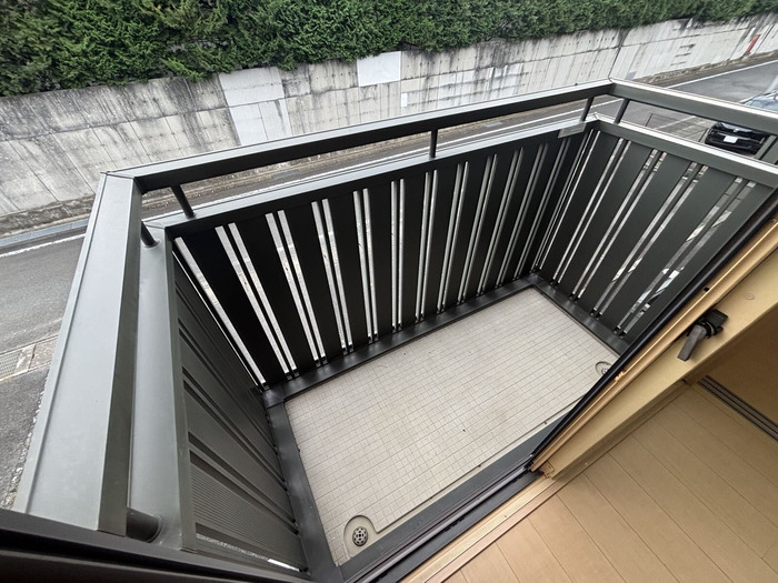 13/21 バルコニー