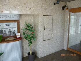 3/3 エントランス